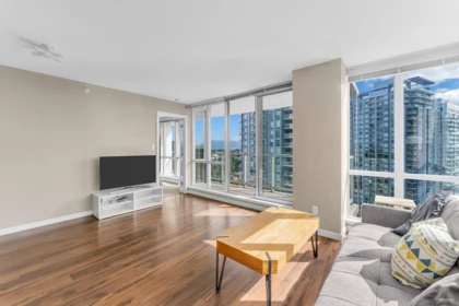 2904 9981 Whalley Boulevard, Surrey, BC, Surrey — Apartment/Condo for sale