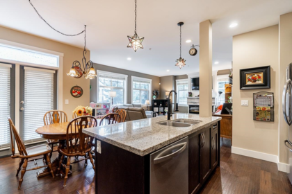 17 35298 Marshall Road, Abbotsford, BC, Abbotsford — Townhouse for sale