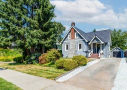 725 Fifth Street, New Westminster, BC