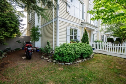 32 16228 16 Avenue, Surrey, BC, Surrey — Townhouse for sale