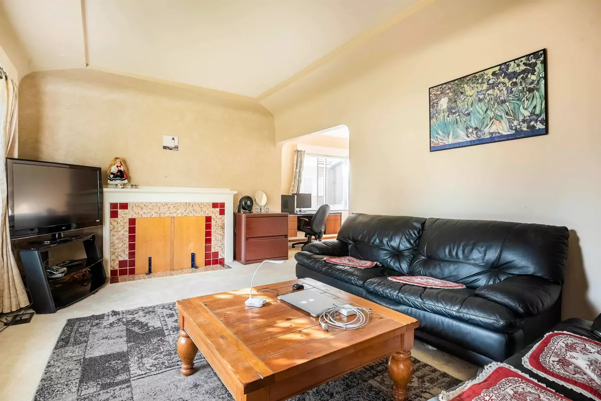 Kitchen Photo of 7989 Mcgregor Avenue, Burnaby, BC