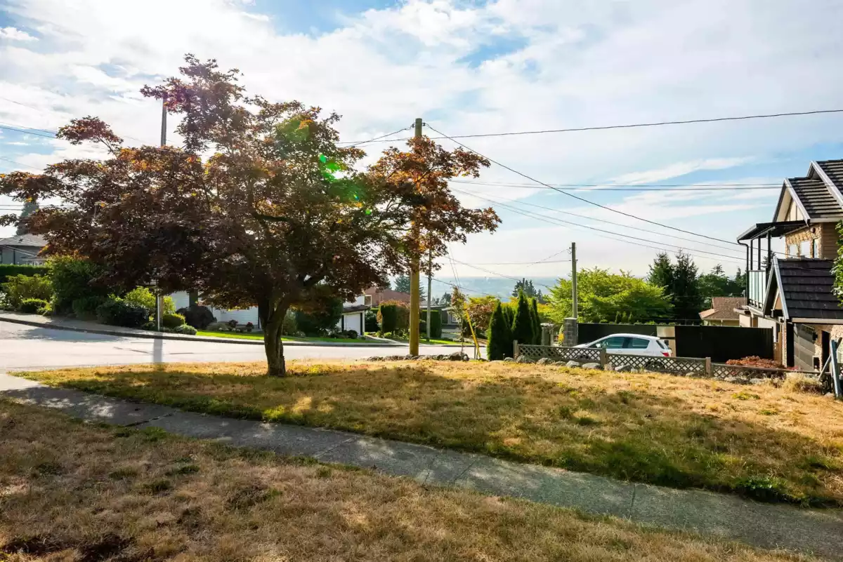 Primary Bathroom Photo of 7989 Mcgregor Avenue, Burnaby, BC