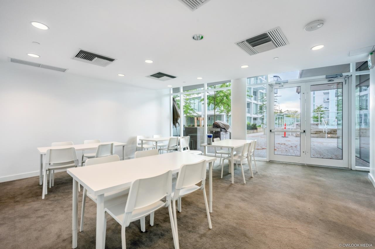 Garage Interior Photo of 1210 2220 Kingsway, Vancouver, BC