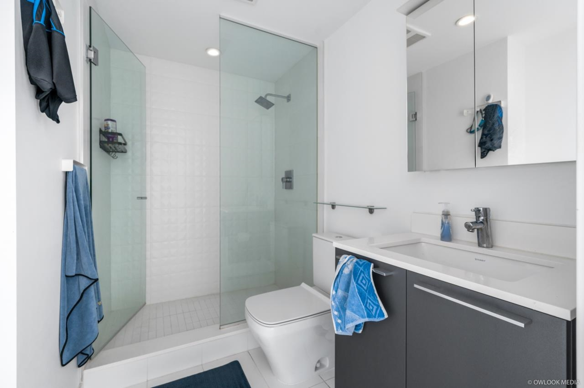 Kitchen Photo of 1210 2220 Kingsway, Vancouver, BC