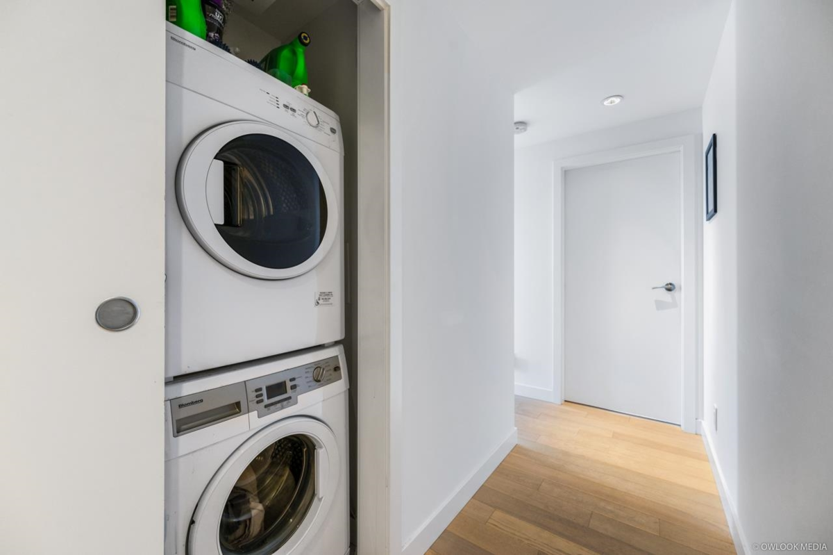 Powder Room Photo of 1210 2220 Kingsway, Vancouver, BC