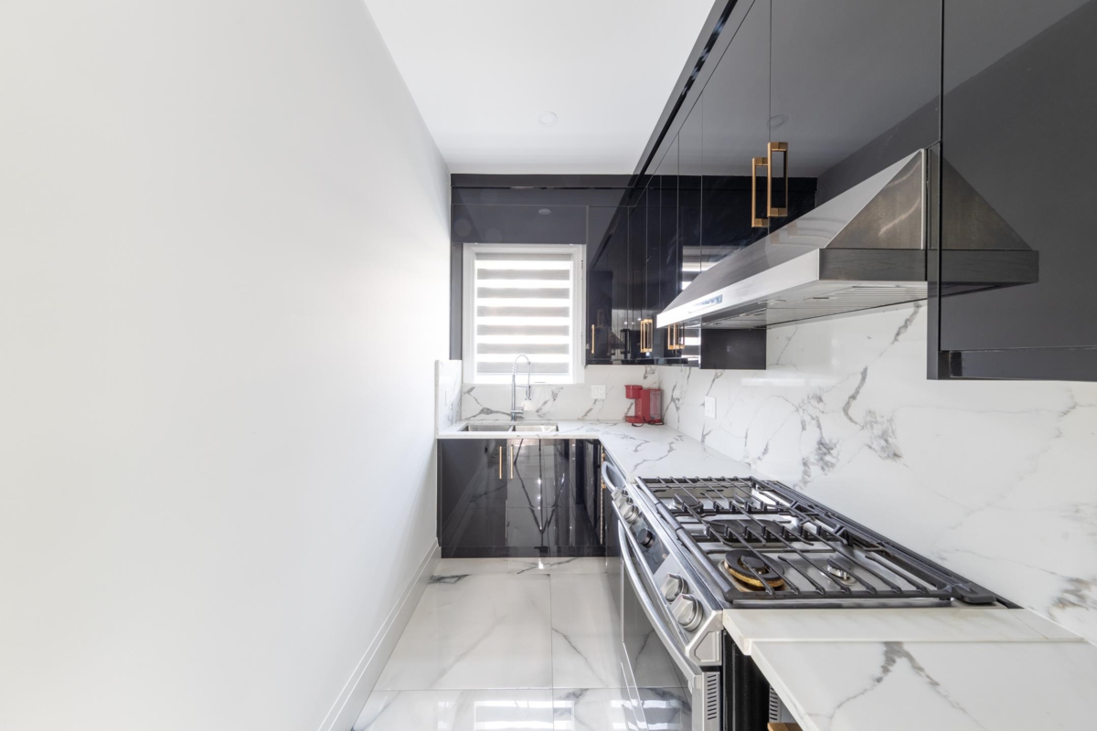 Bedroom 2 Photo of 3560 Highland Boulevard, North Vancouver, BC