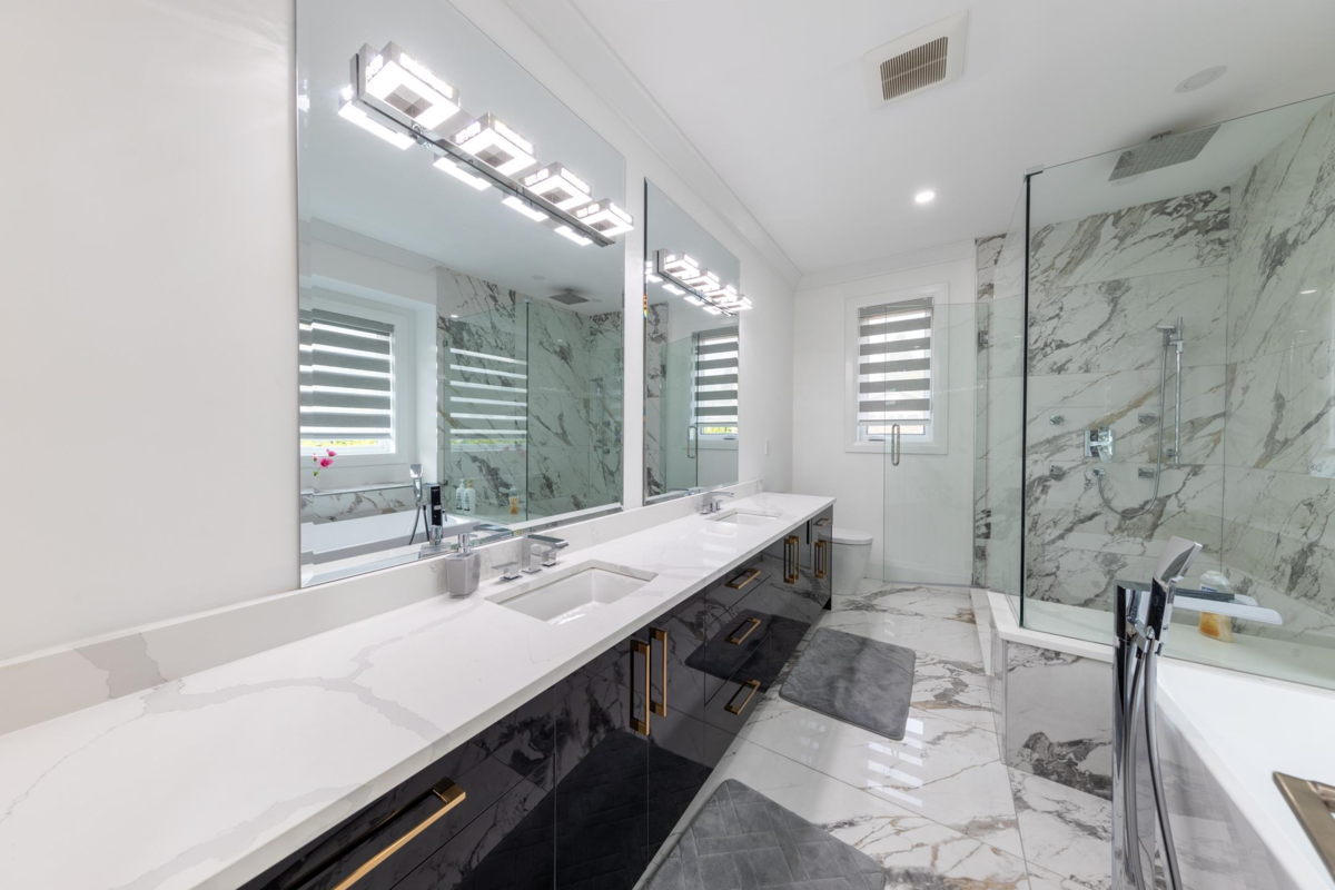 Laundry Room Photo of 3560 Highland Boulevard, North Vancouver, BC