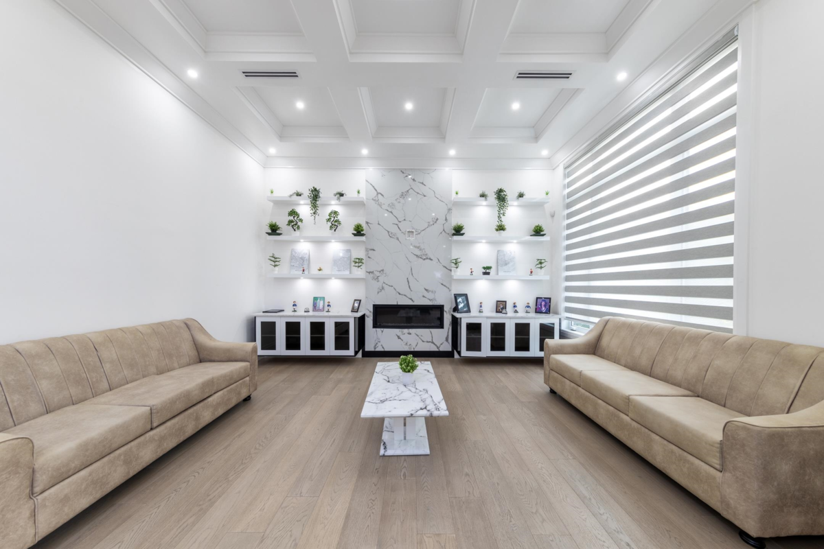 Living Room Photo of 3560 Highland Boulevard, North Vancouver, BC