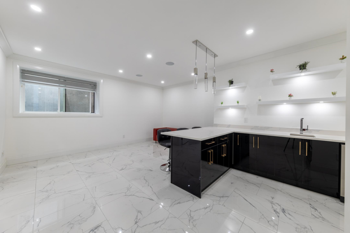 Outdoor Kitchen Photo of 3560 Highland Boulevard, North Vancouver, BC