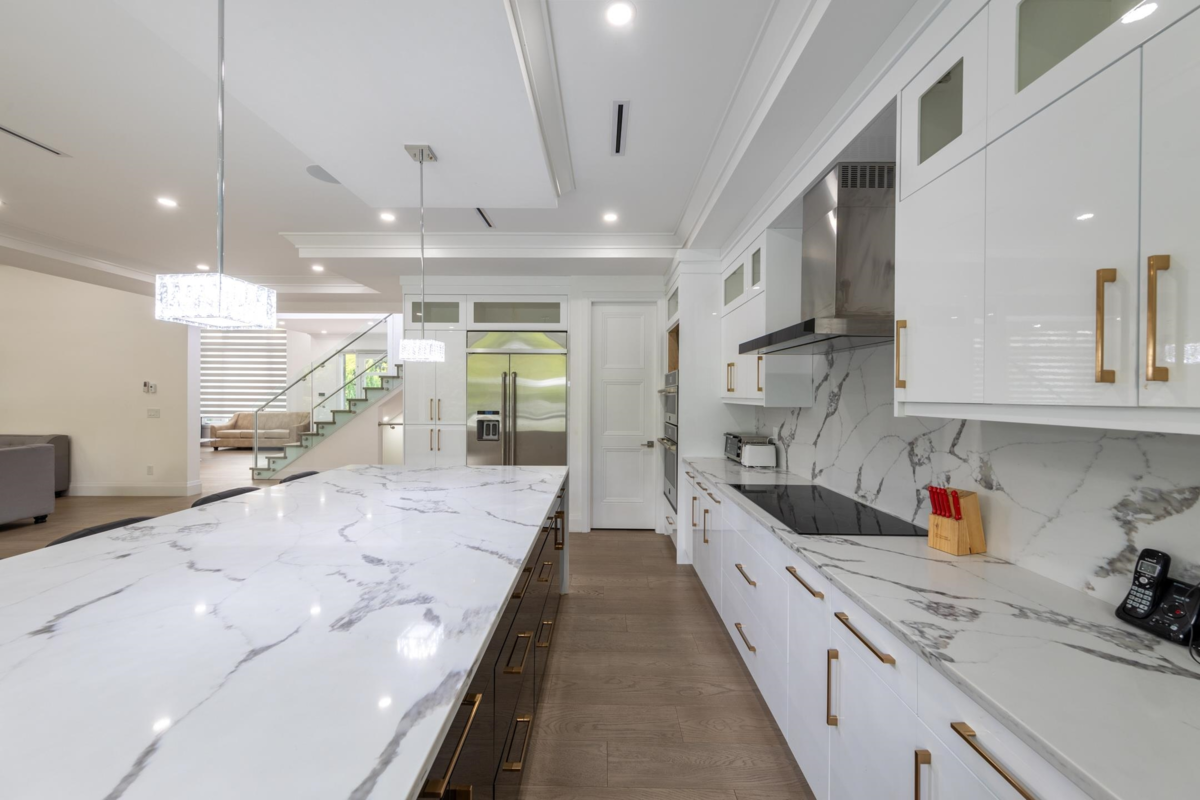 Pantry Photo of 3560 Highland Boulevard, North Vancouver, BC