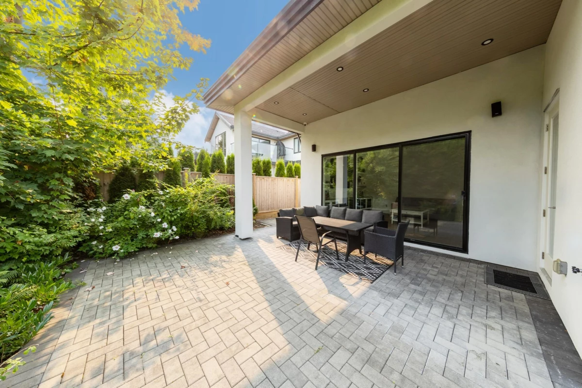 Street View Photo of 3560 Highland Boulevard, North Vancouver, BC