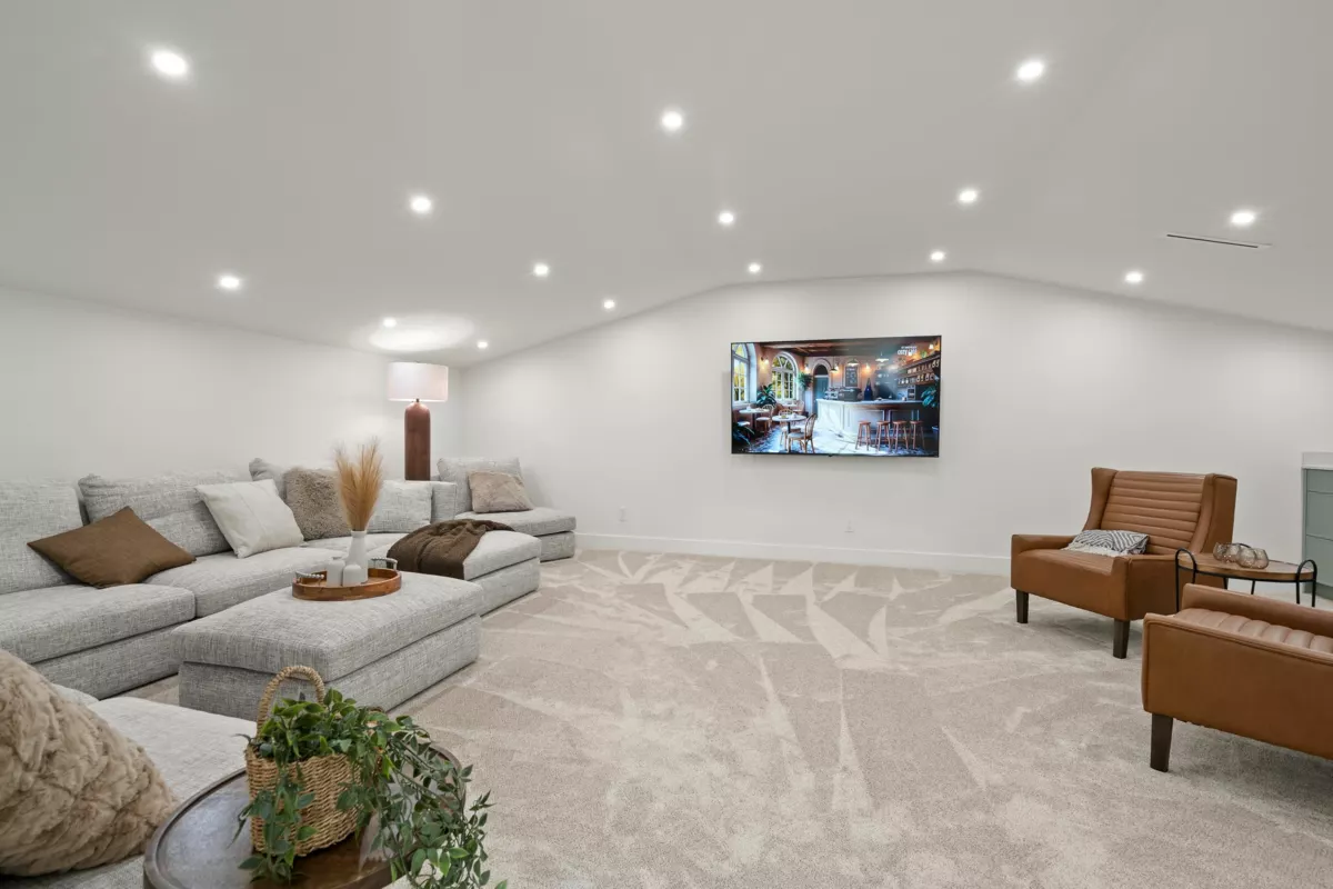 Backyard Photo of 998 50b Street, Tsawwassen, BC