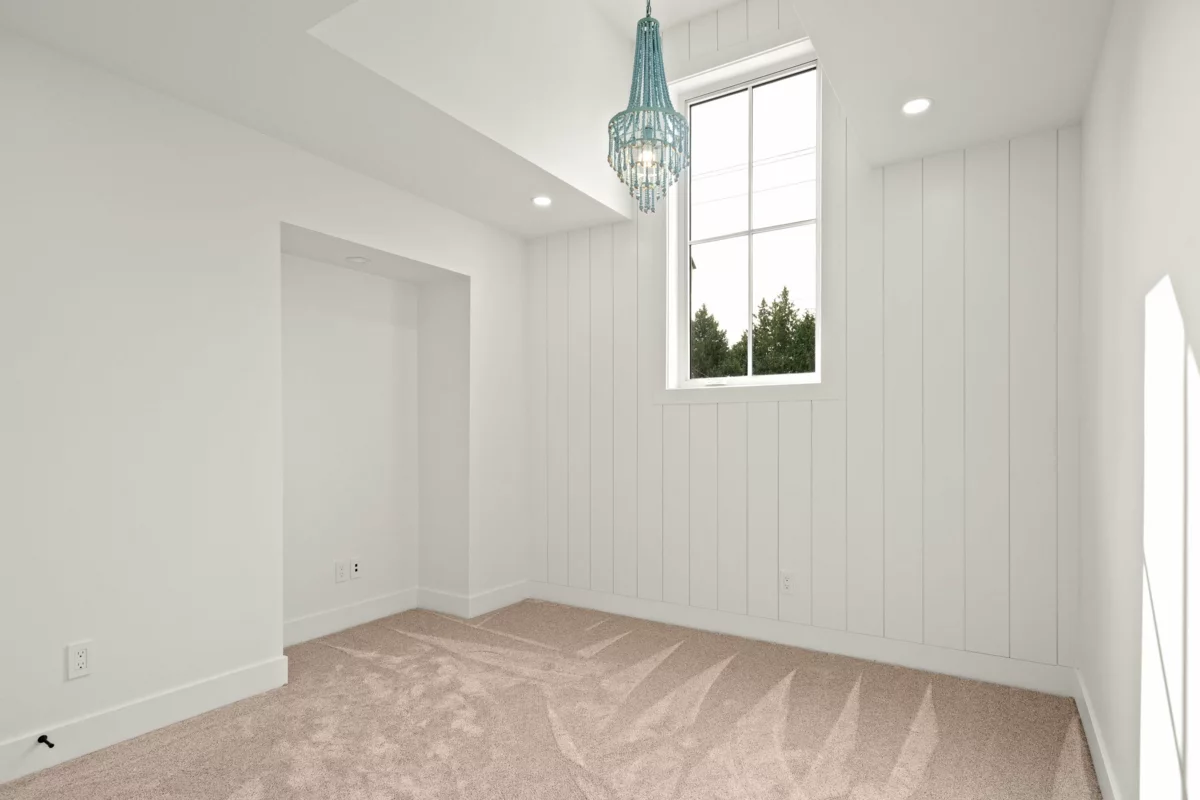 Basement Recreation Room Photo of 998 50b Street, Tsawwassen, BC