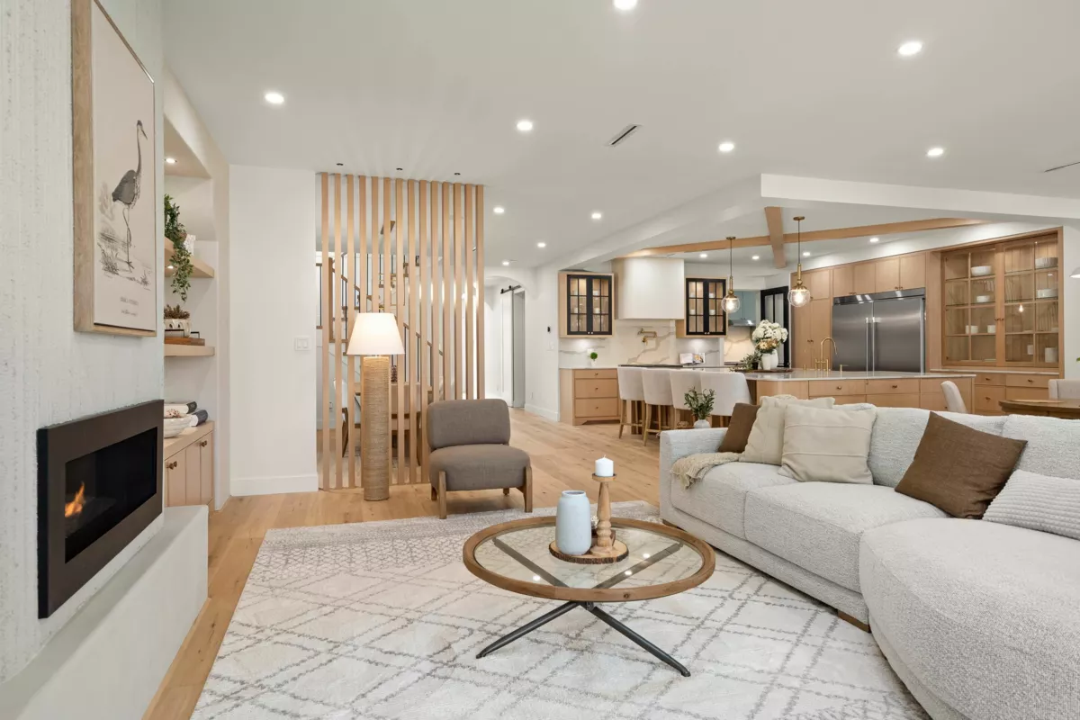 Guest Bathroom Photo of 998 50b Street, Tsawwassen, BC