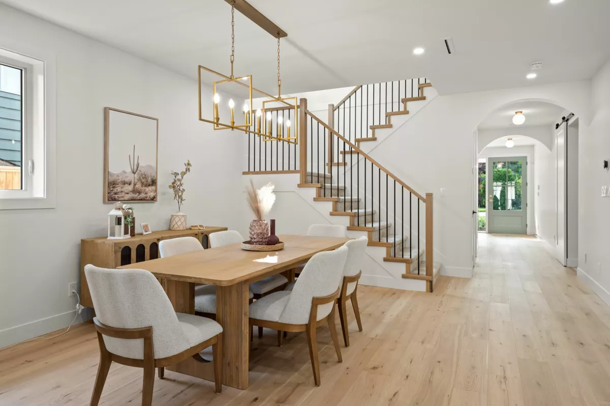 Primary Bathroom Photo of 998 50b Street, Tsawwassen, BC