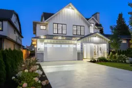 998 50b Street, Tsawwassen, BC