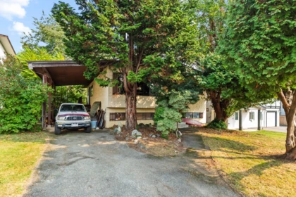 7674 Juniper Street, Mission, BC, Mission — Single Family Residence for sale
