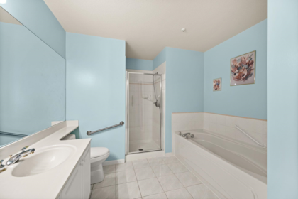 Entry Foyer Photo of 63 9025 216 Street, Langley, BC