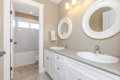 Guest Bathroom Photo of 4722 217a Street, Langley, BC