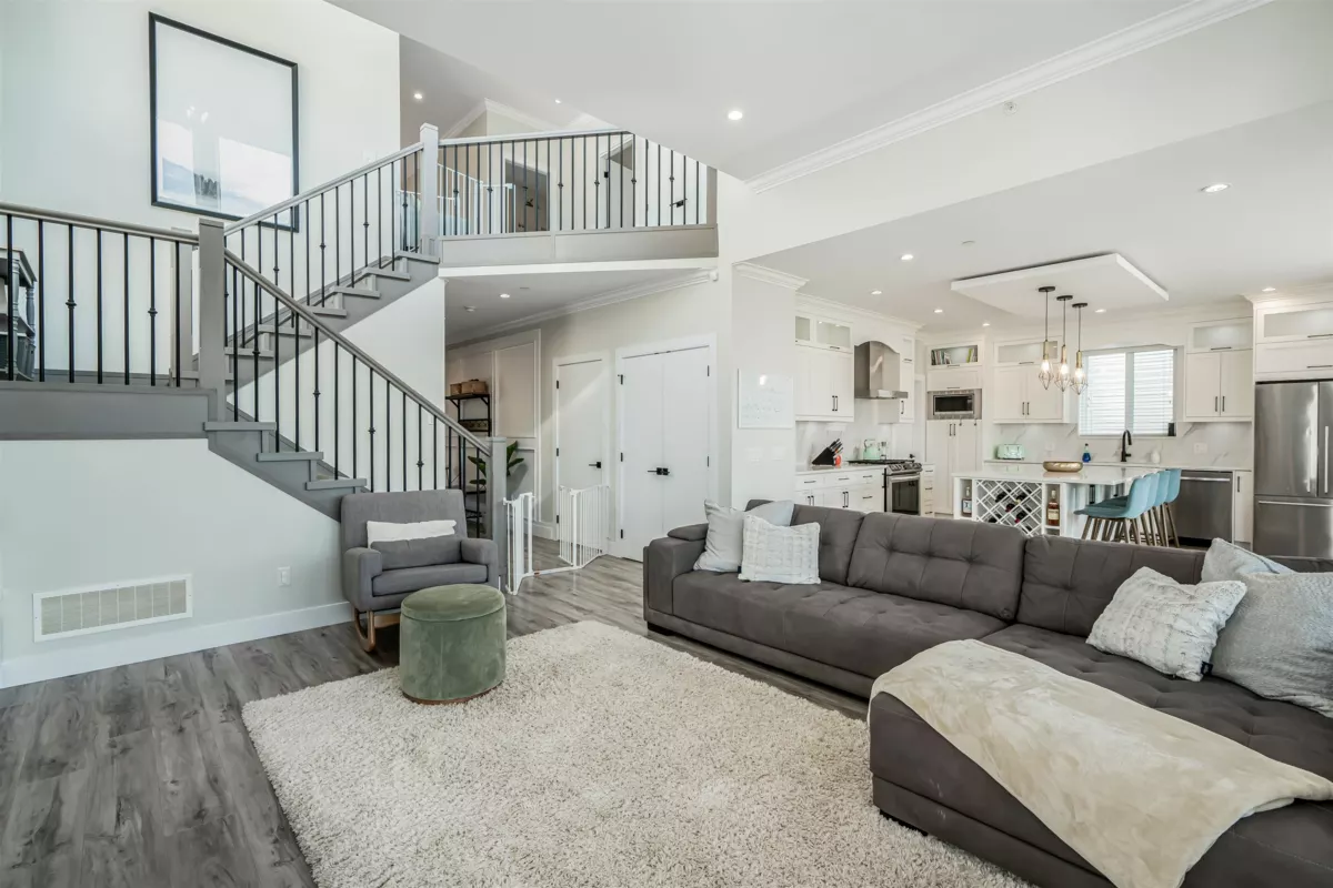 Dining Area Photo of 10861 Morrisette Place, Maple Ridge, BC