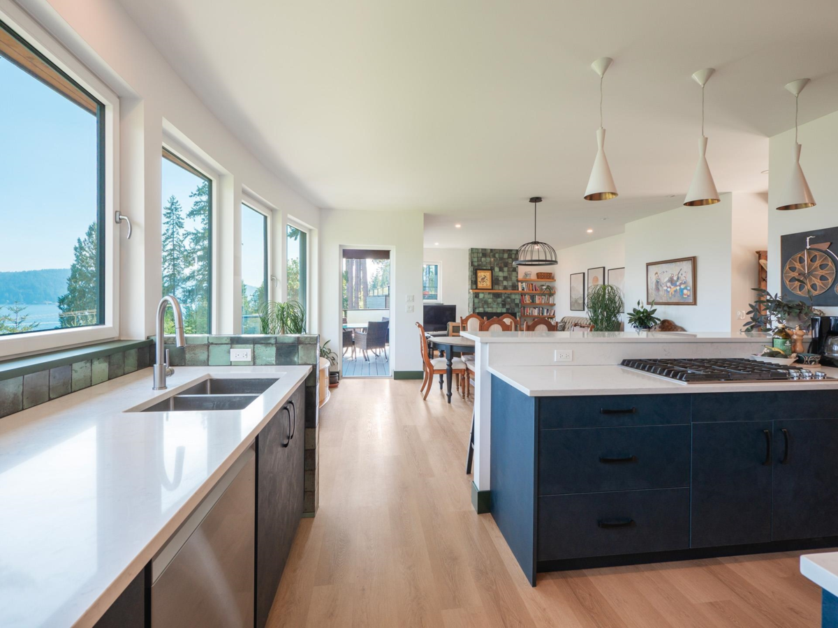 Kitchen Island Photo of 1832 North Road, Gibsons, BC