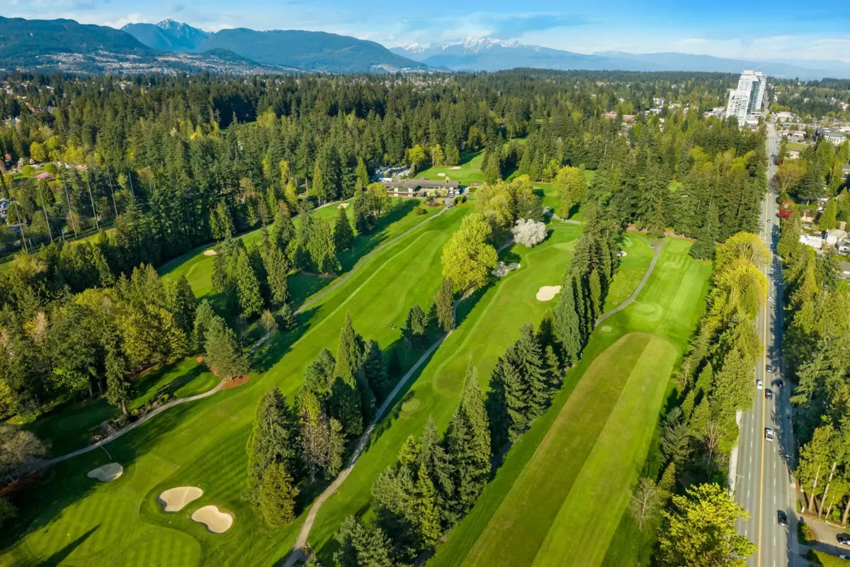 Front Yard Photo of 732 Rochester Avenue, Coquitlam, BC