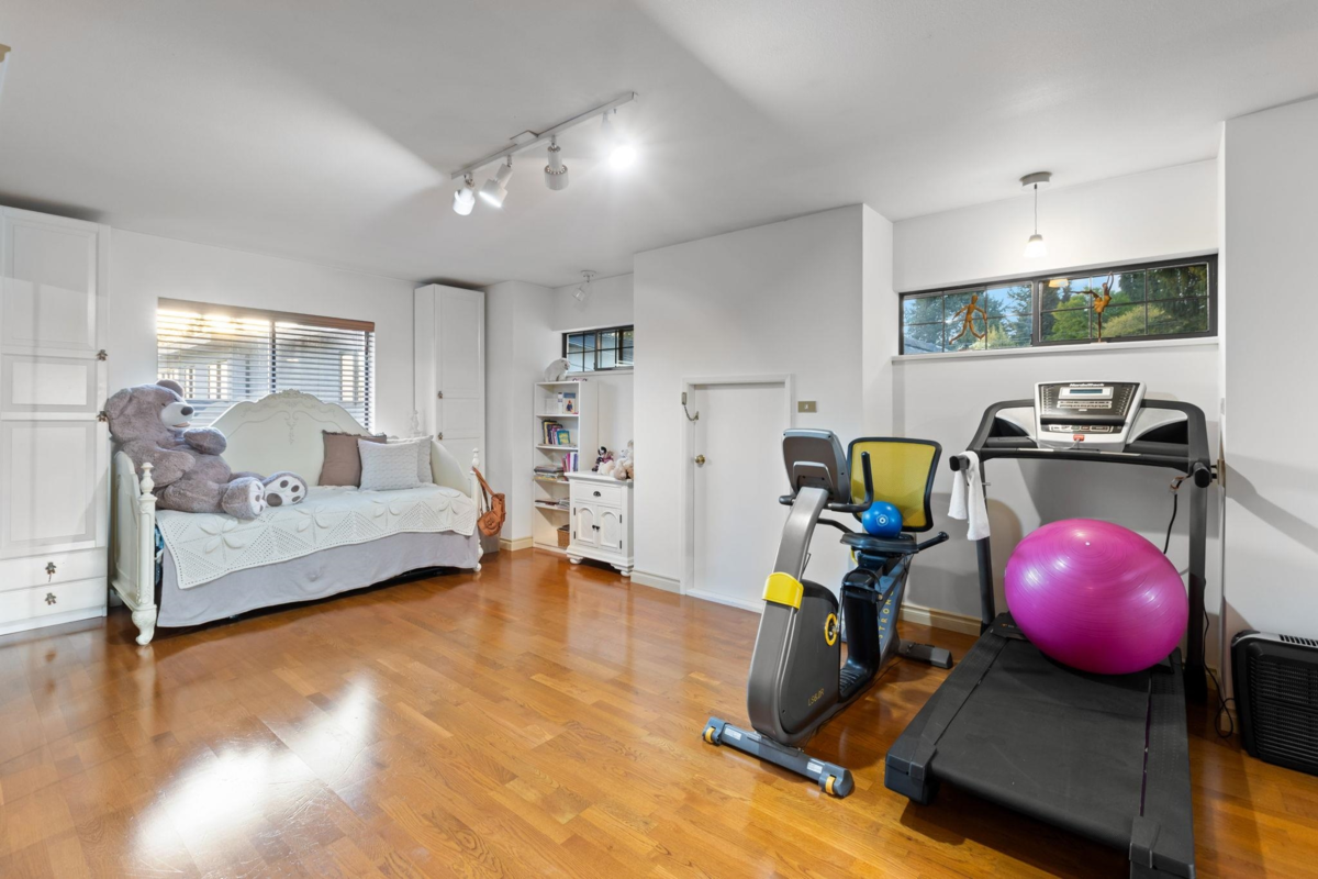 Office / Den Photo of 732 Rochester Avenue, Coquitlam, BC