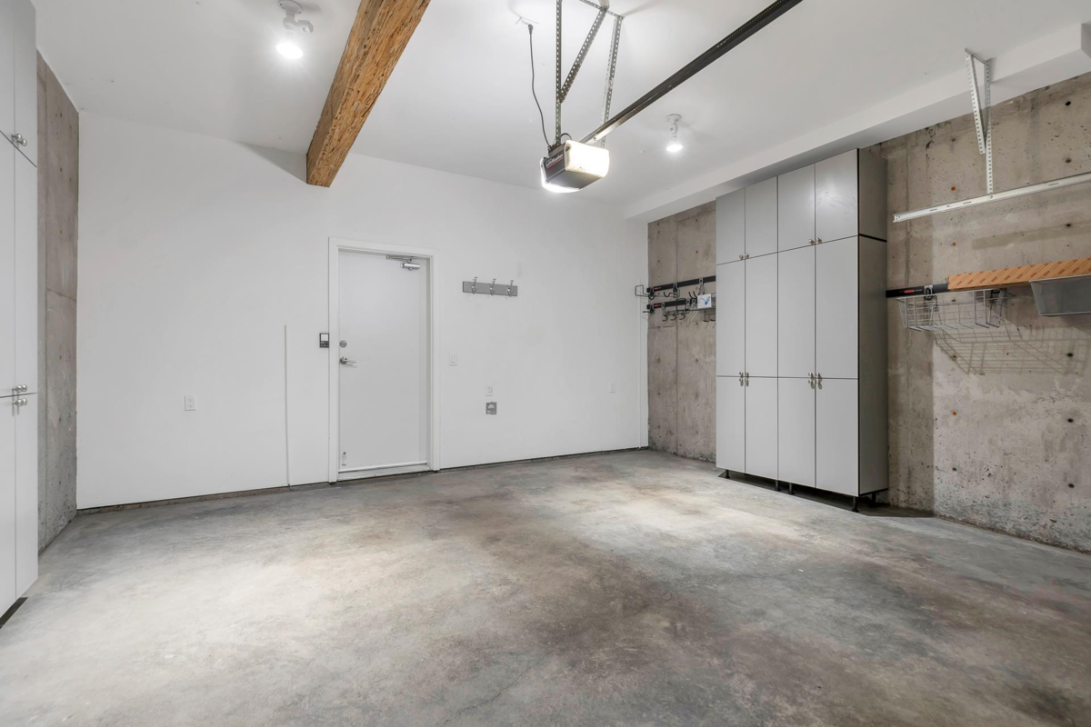 Bedroom 4 Photo of 15611 Columbia Avenue, White Rock, BC