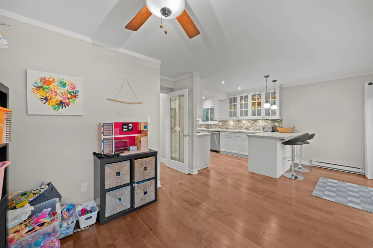 Primary Bedroom Photo of 13507 15 Avenue, Surrey, BC