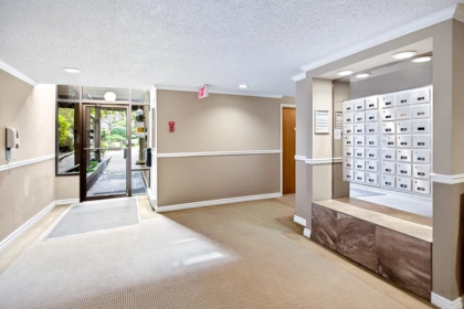 308 1690 Augusta Avenue, Burnaby, BC, Burnaby — Apartment/Condo for sale