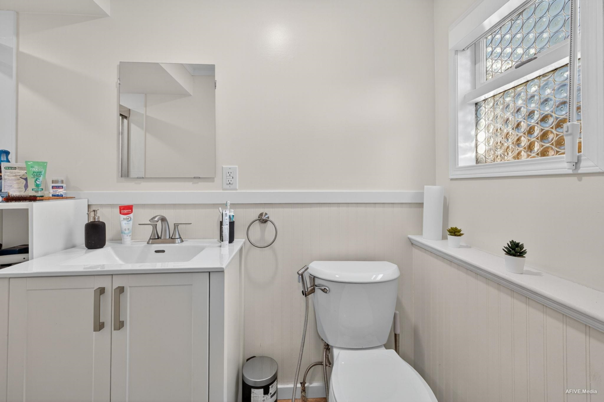 Backyard Photo of 3380 Glasgow Street, Port Coquitlam, BC