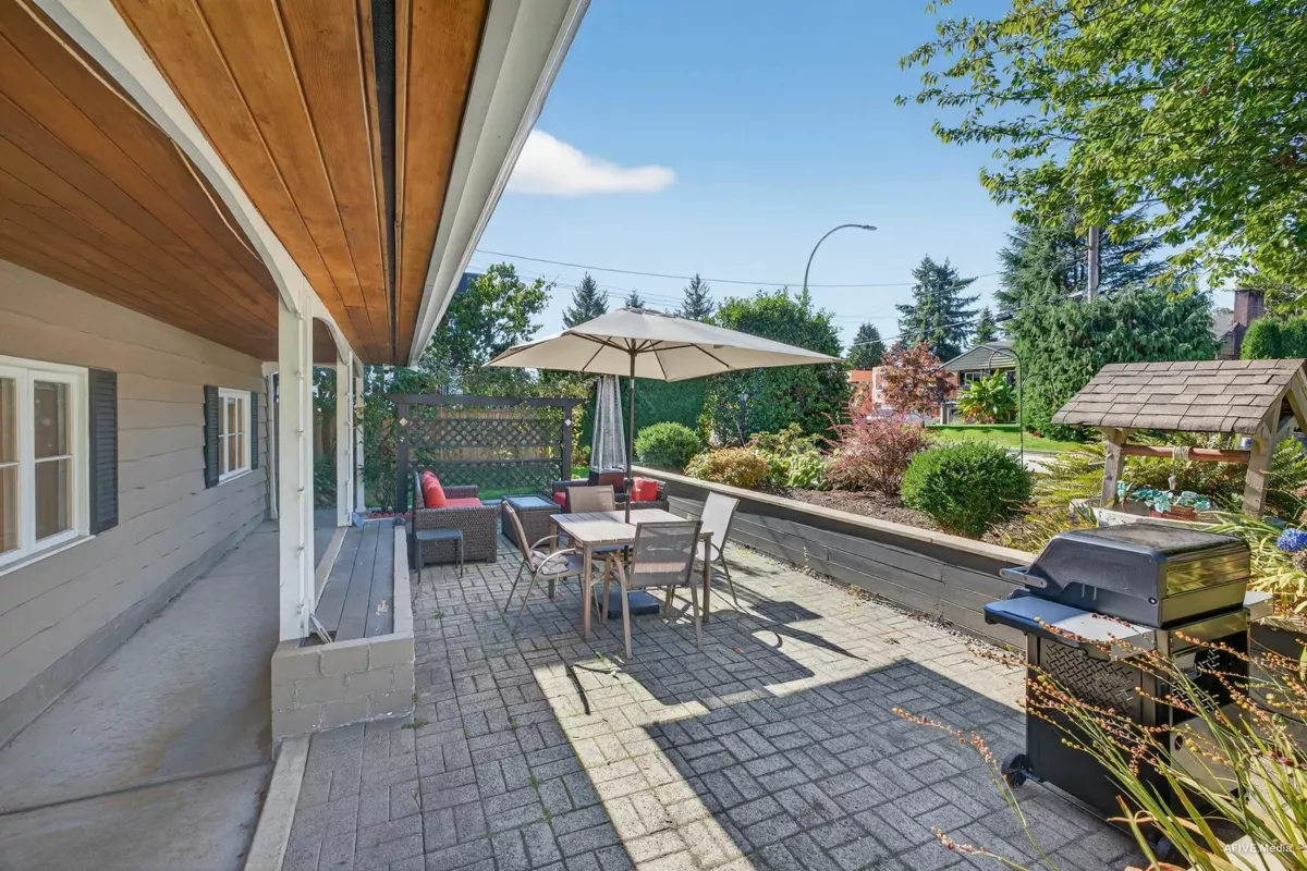 Dining Area Photo of 3380 Glasgow Street, Port Coquitlam, BC