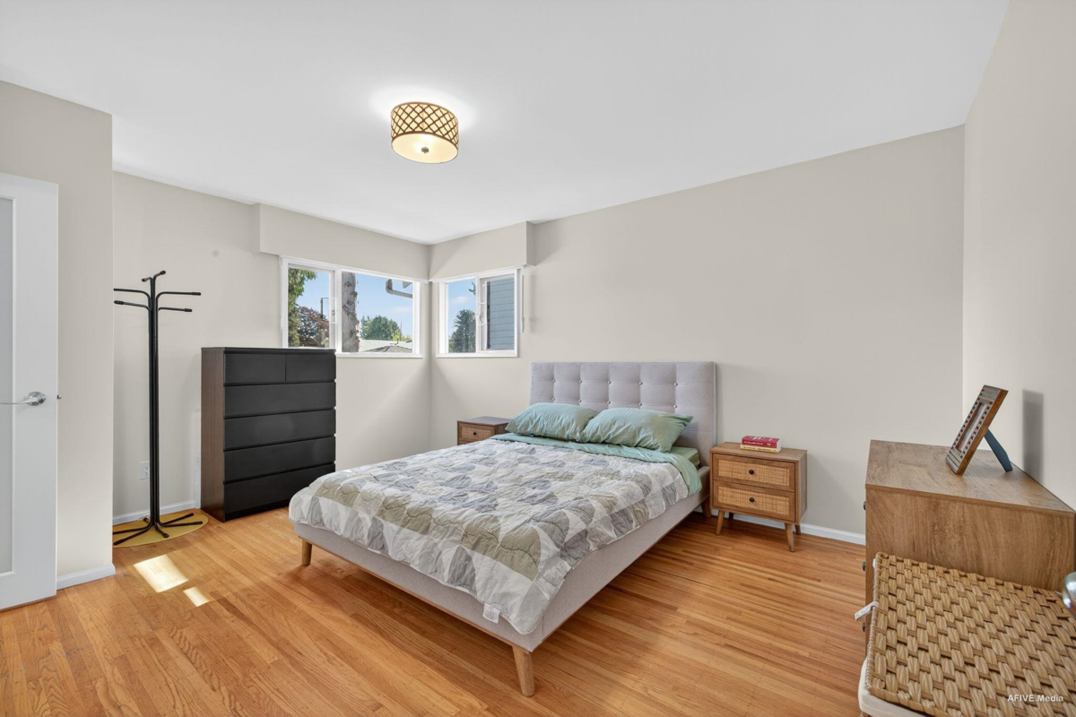 Office / Den Photo of 3380 Glasgow Street, Port Coquitlam, BC