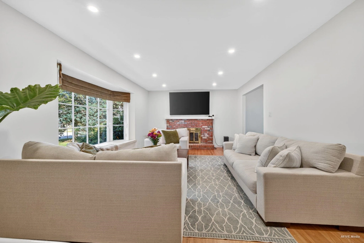 Primary Bedroom Photo of 3380 Glasgow Street, Port Coquitlam, BC