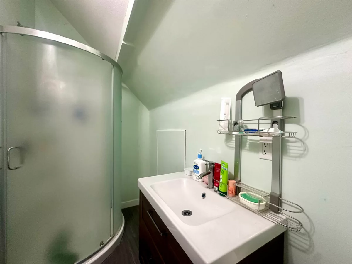 Front Yard Photo of 11 8700 Blundell Road, Richmond, BC