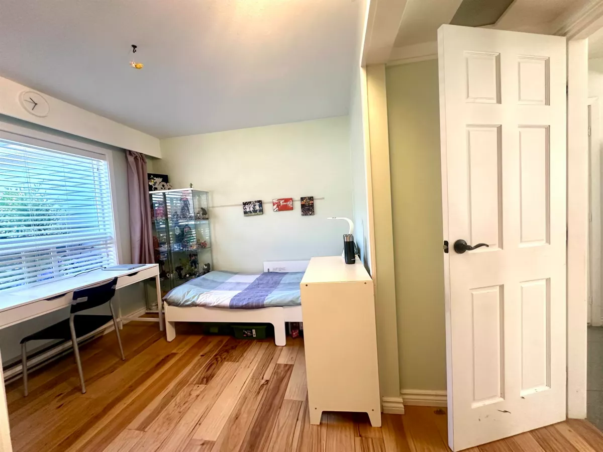 Loft / Bonus Room Photo of 11 8700 Blundell Road, Richmond, BC