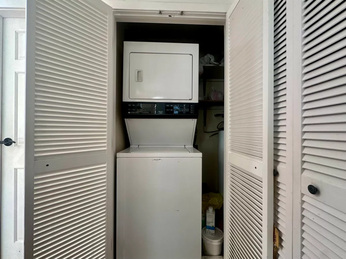 Office / Den Photo of 11 8700 Blundell Road, Richmond, BC