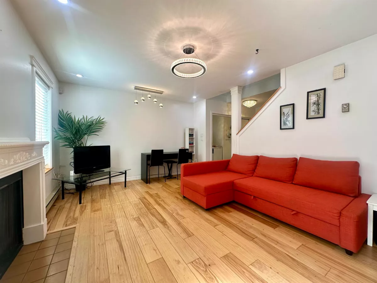 Walk-In Closet Photo of 11 8700 Blundell Road, Richmond, BC