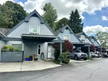 11 8700 Blundell Road, Richmond, BC, Richmond — Townhouse for sale