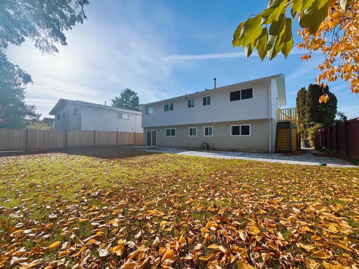 Basement Recreation Room Photo of 7460 Thormanby Crescent, Richmond, BC
