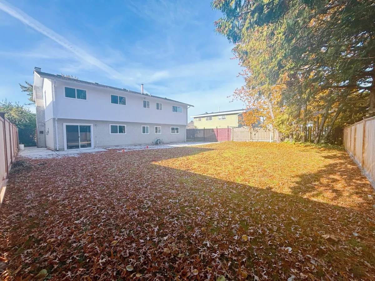 Laundry Room Photo of 7460 Thormanby Crescent, Richmond, BC