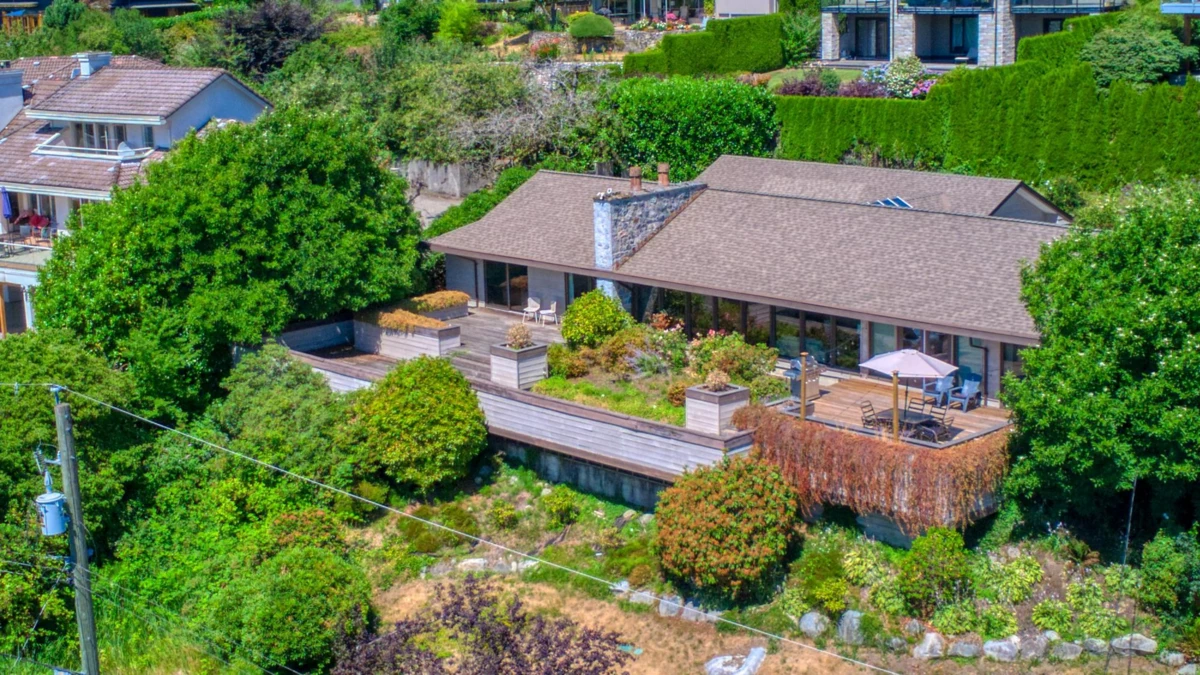 Loft / Bonus Room Photo of 2237 Palmerston Avenue, West Vancouver, BC