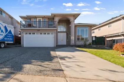 3567 Summit Drive, Abbotsford, BC, Abbotsford — Single Family Residence for sale