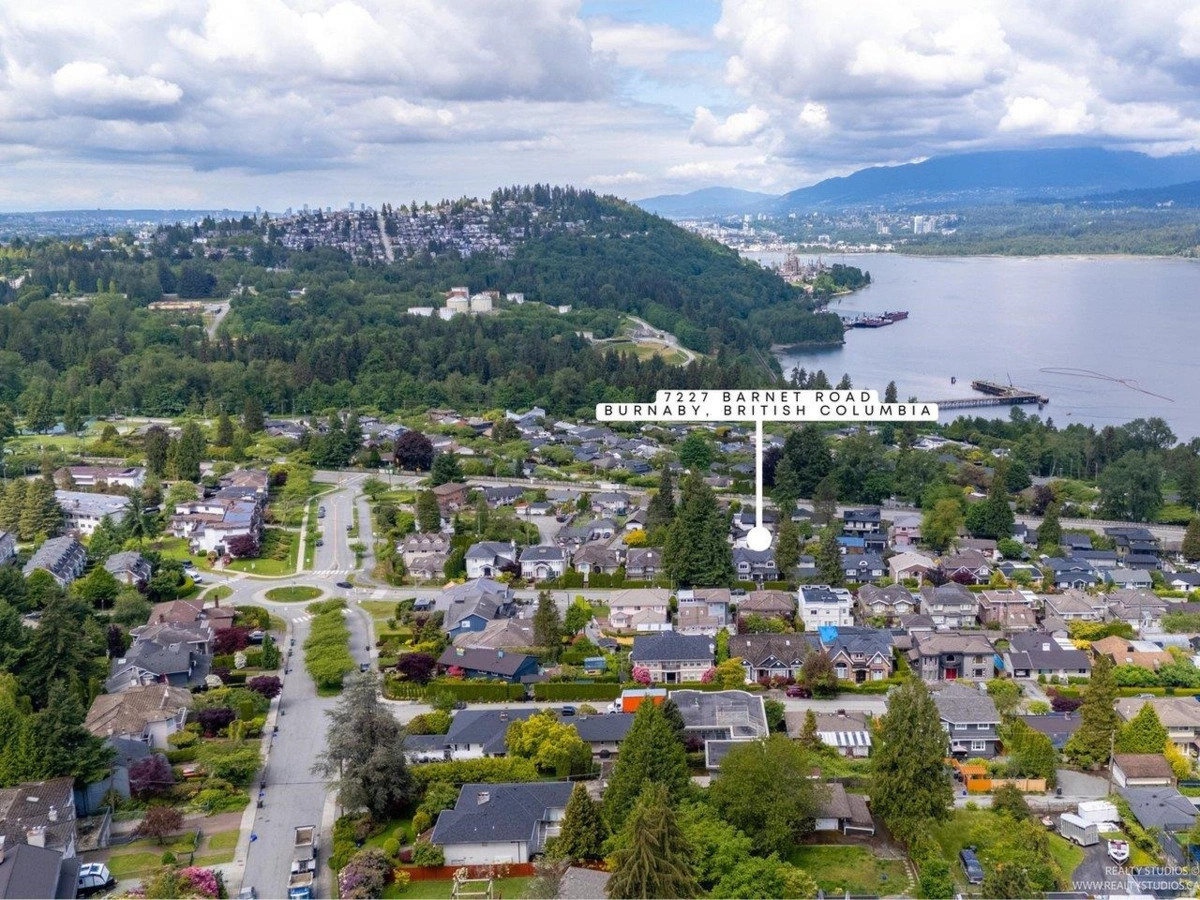 Community Amenities Photo (Clubhouse) of 7227 Barnet Road, Burnaby, BC