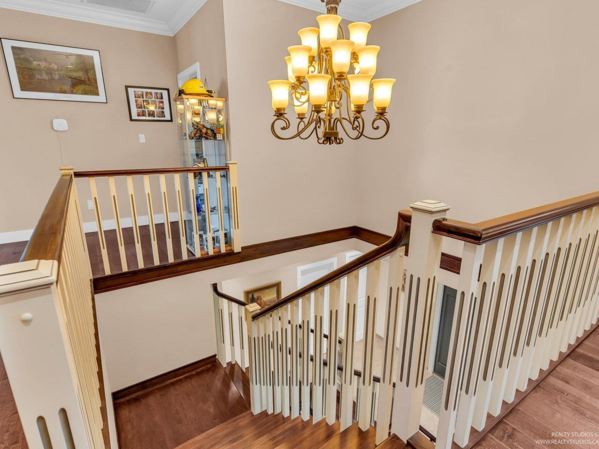 Guest Bathroom Photo of 7227 Barnet Road, Burnaby, BC