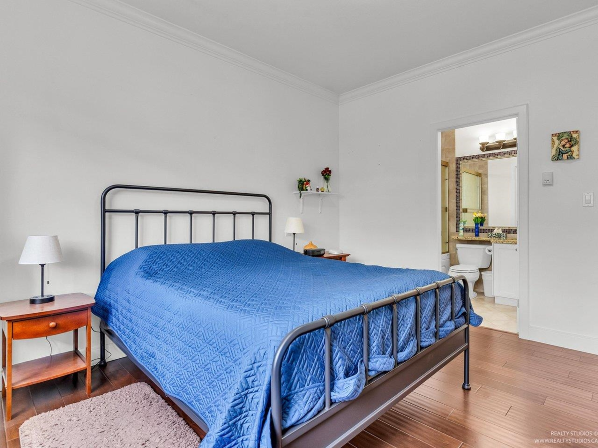 Mudroom Photo of 7227 Barnet Road, Burnaby, BC