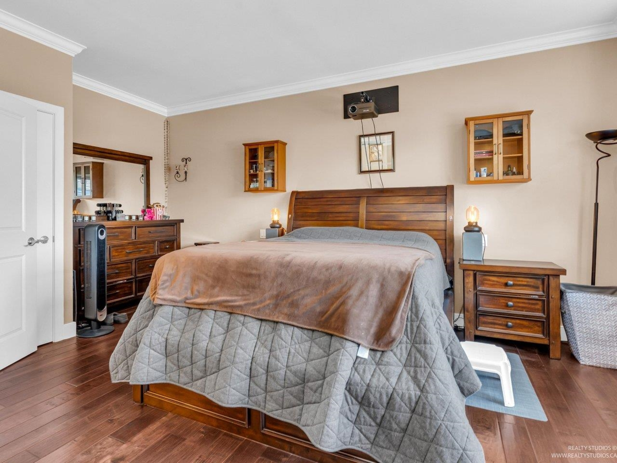 Office / Den Photo of 7227 Barnet Road, Burnaby, BC