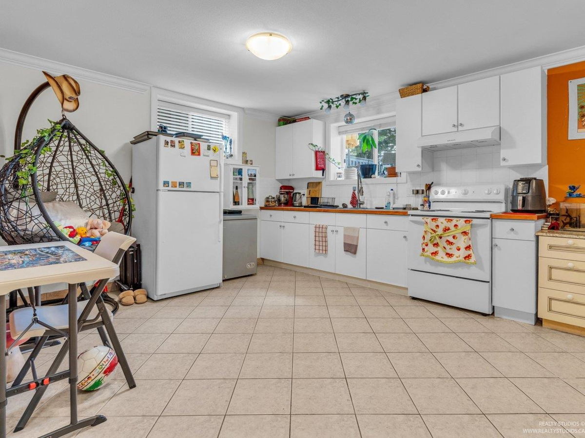 Outdoor Deck Photo of 7227 Barnet Road, Burnaby, BC