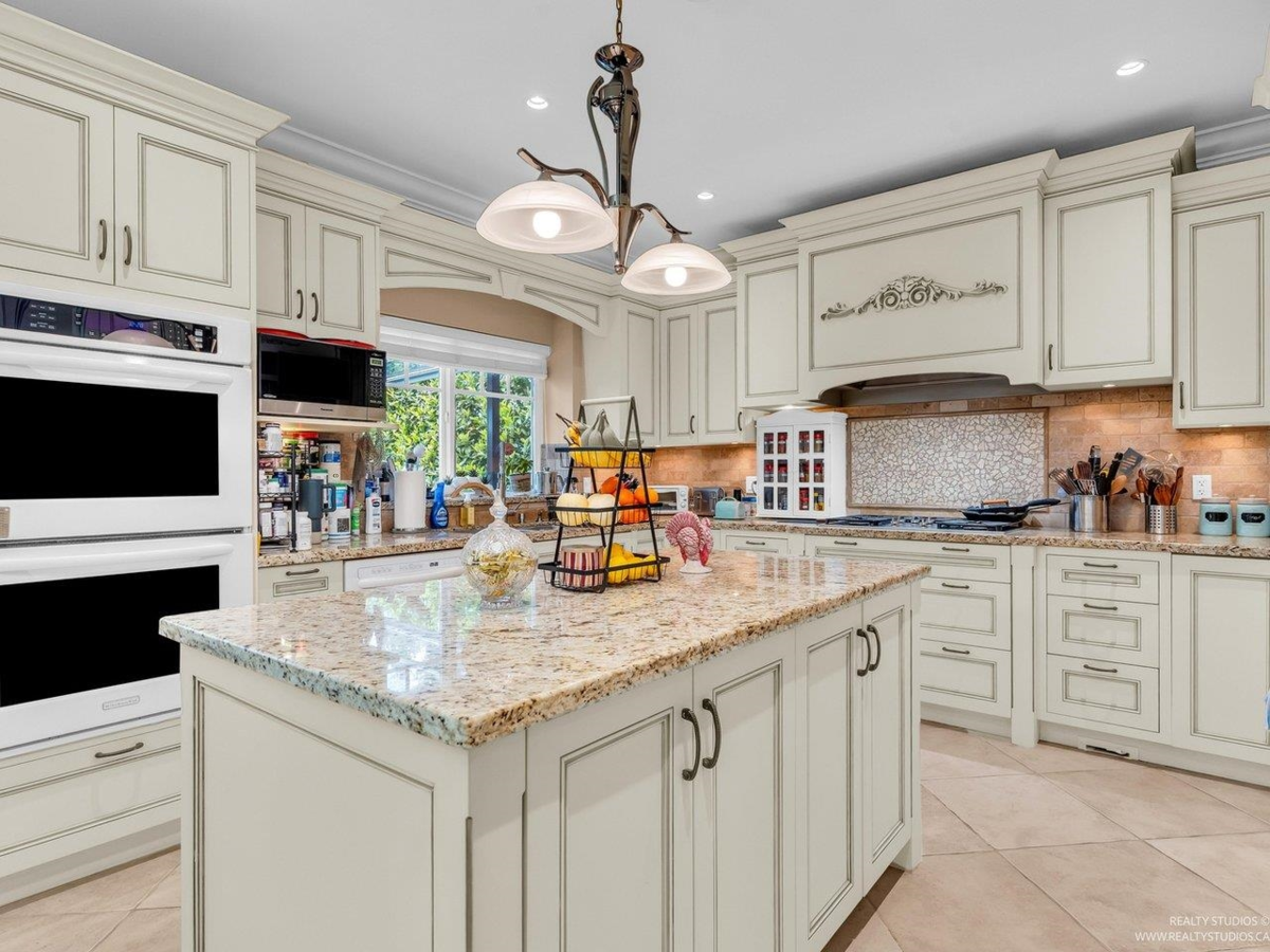 Primary Bedroom Photo of 7227 Barnet Road, Burnaby, BC