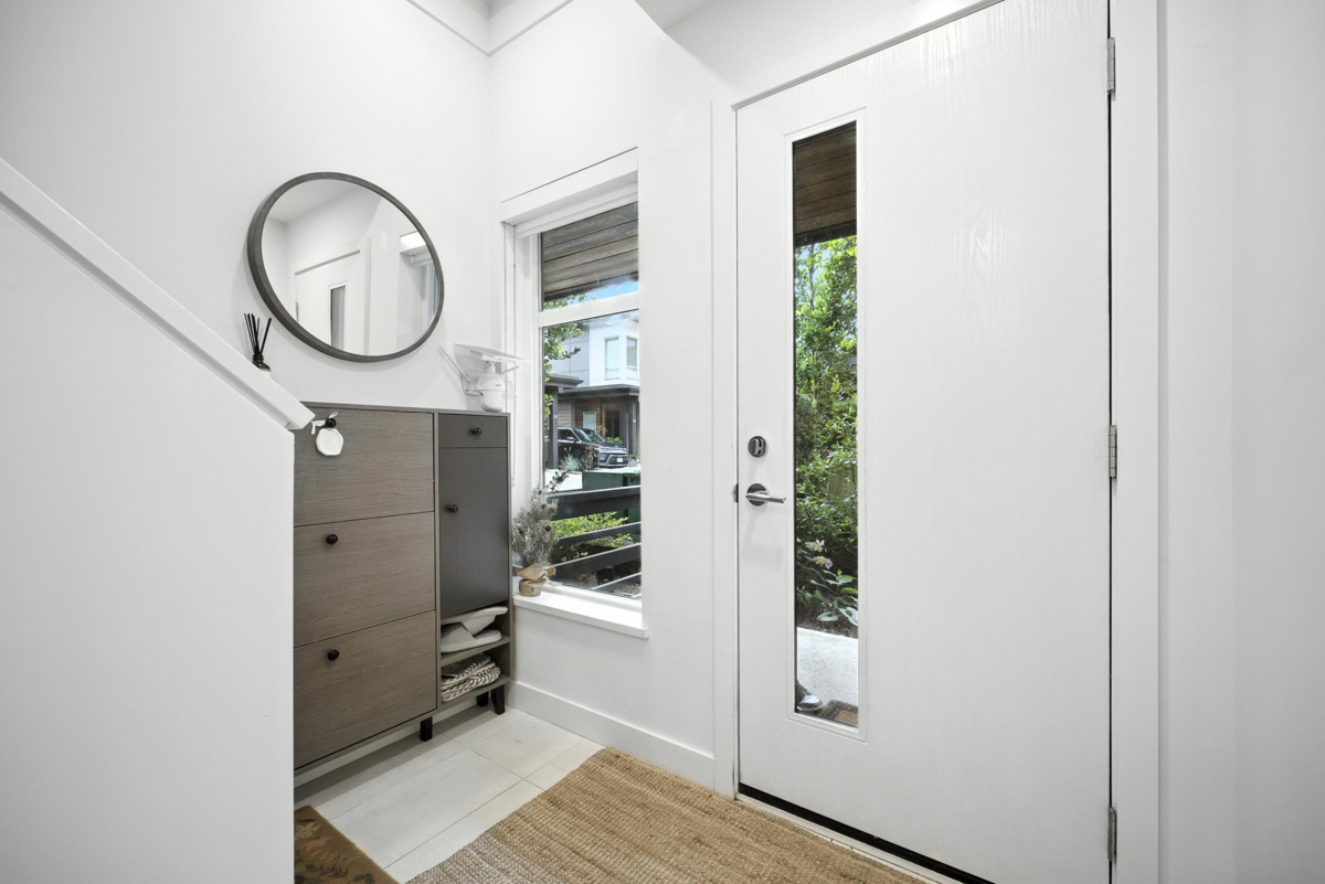 Front Yard Photo of 43 10511 No. 5 Road, Richmond, BC